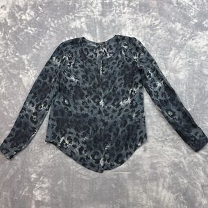 Aritizia Babaton Blouse Womens Sz  XXS Leopard100% Silk Long Sleeve Semi Sheer